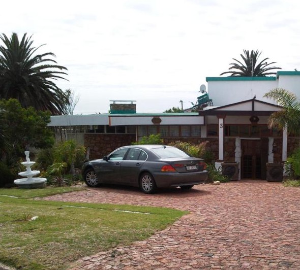 8 Bedroom Property for Sale in Mossel Bay Central Western Cape